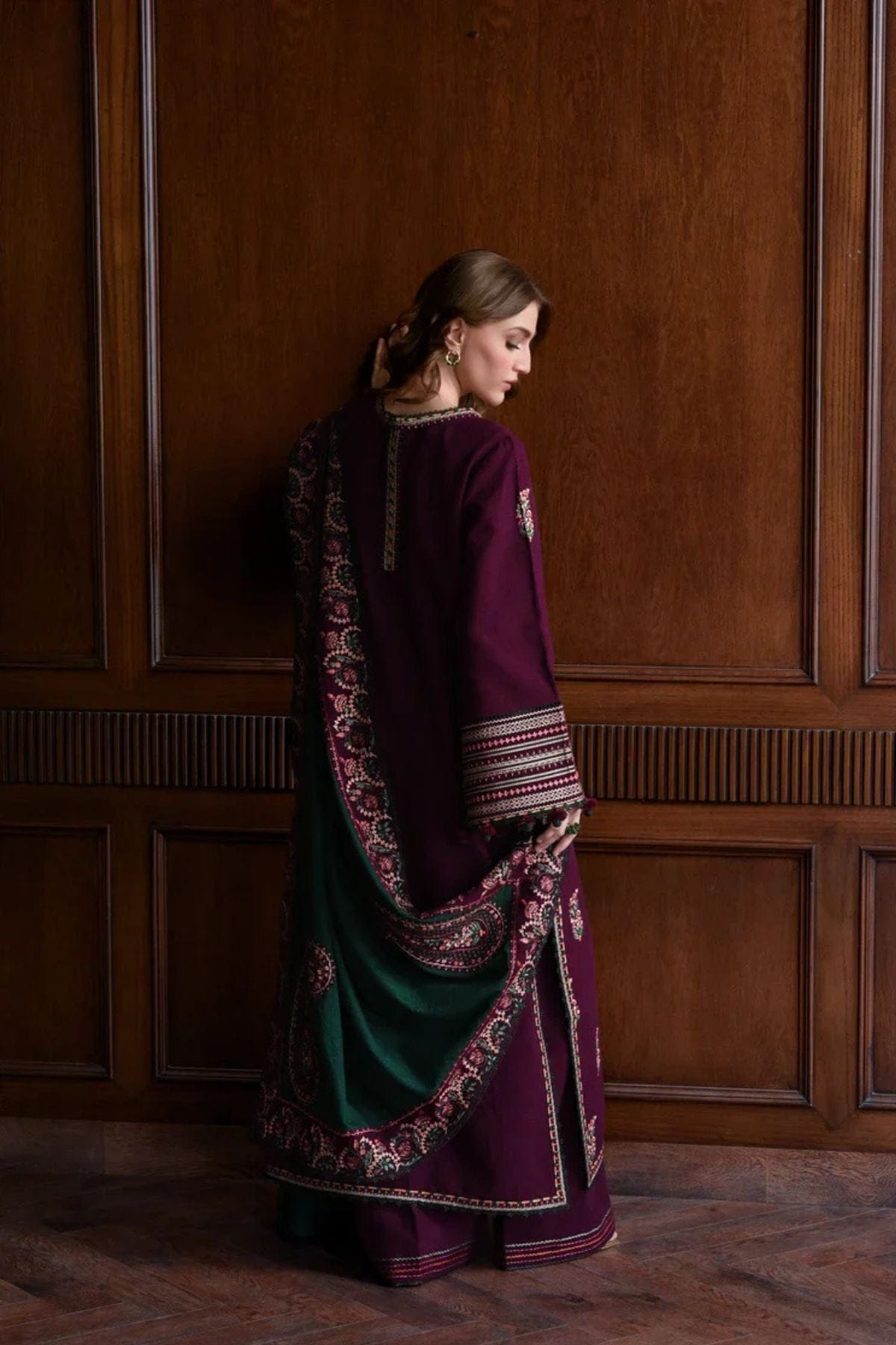 Elayna Zaib -ZF 050 - Luxury Lawn 3PC Chikenkari Heavy Embroidered Suit | Unstitched Summer Luxe '26