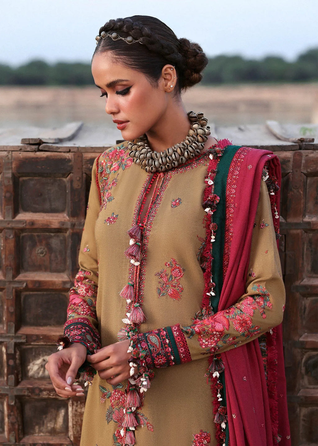 Aqsa - Luxury Lawn 3PC Chikenkari Heavy Embroidered Suit | Unstitched Summer Luxe '26