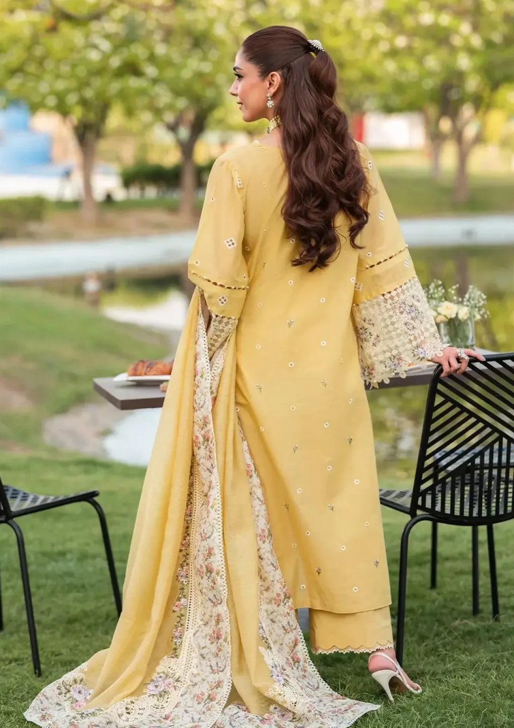 Zoya - Luxury Lawn 3PC Chikenkari Heavy Embroidered Suit | Unstitched Summer Luxe '26