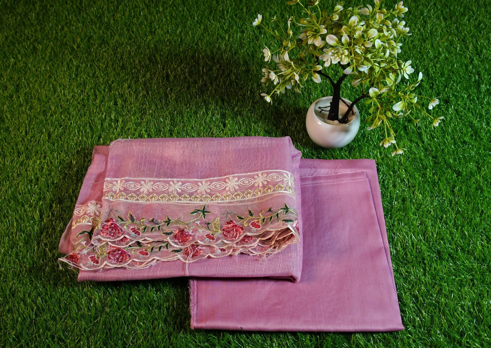 Amal - Luxury Lawn 3PC Chikenkari Heavy Embroidered Suit | KB-080 Unstitched Summer Luxe '26