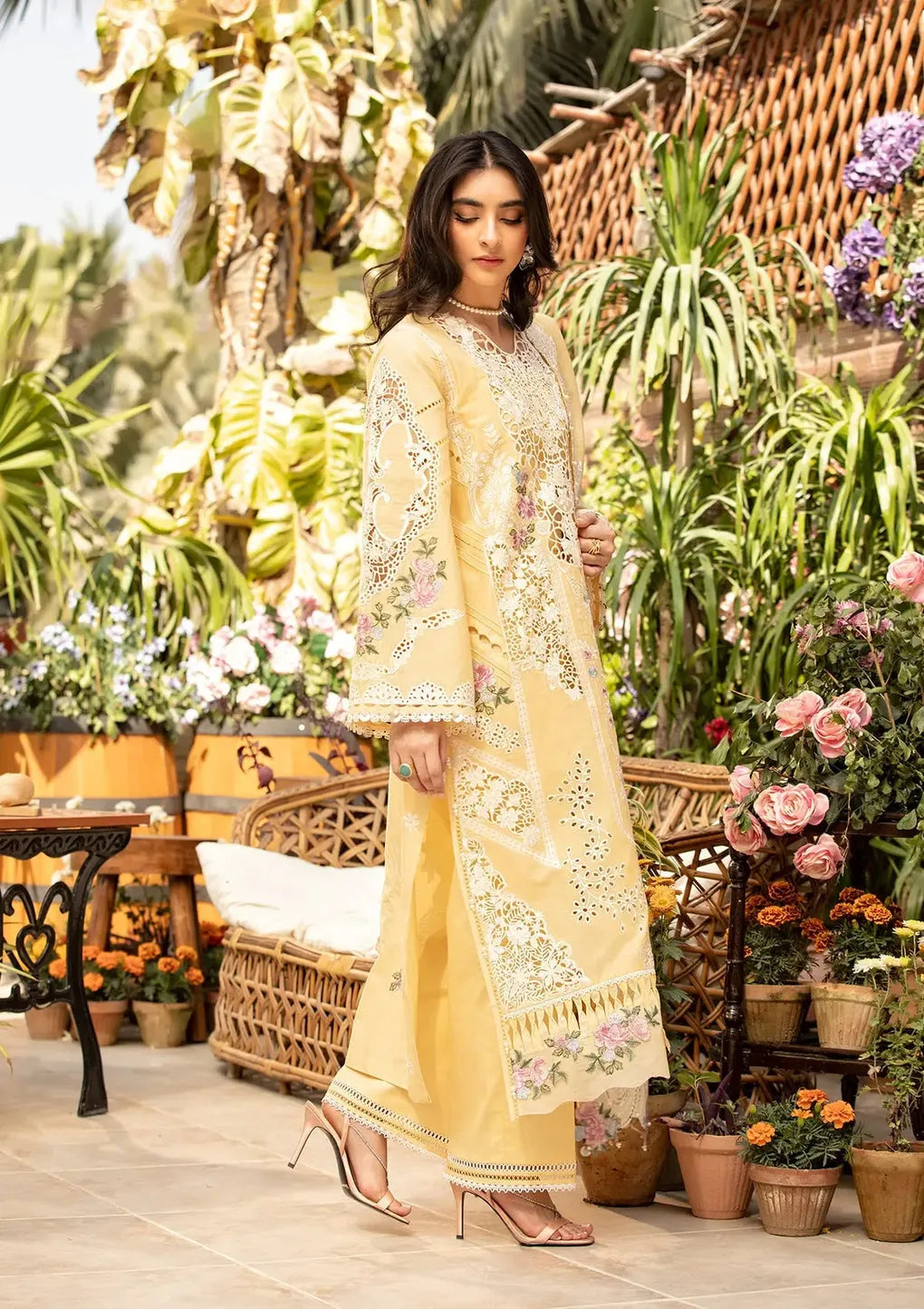 Dua -ZF 056 - Luxury Lawn 3PC Chikenkari Heavy Embroidered Suit | Unstitched Summer Luxe '26