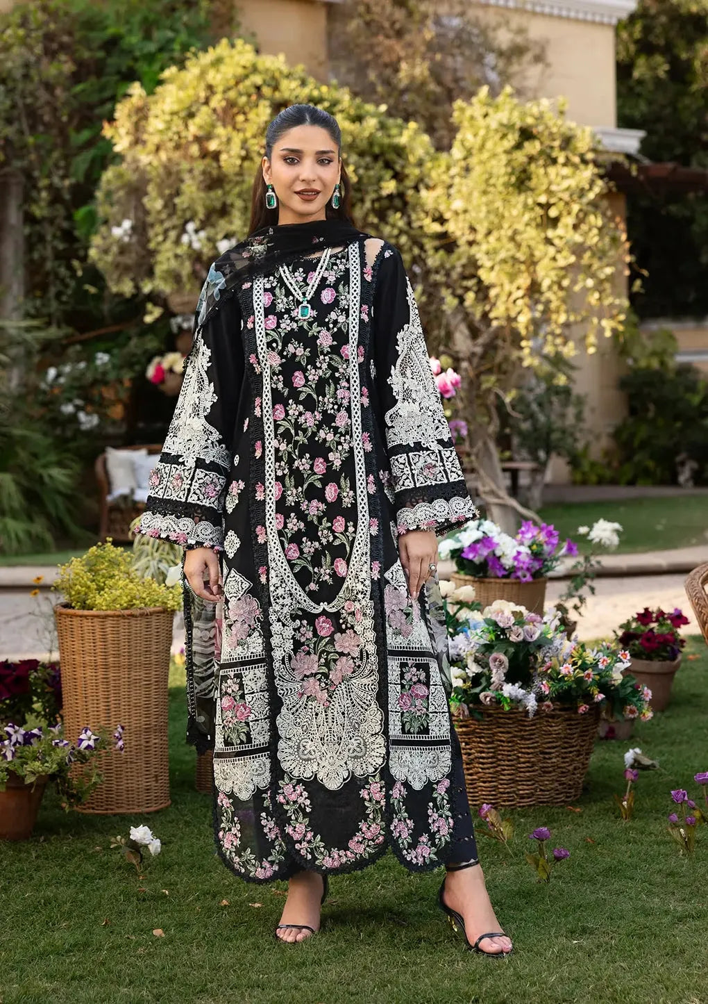 Fatima -ZF 046 - Luxury Lawn 3PC Chikenkari Heavy Embroidered Suit | Unstitched Summer Luxe '26