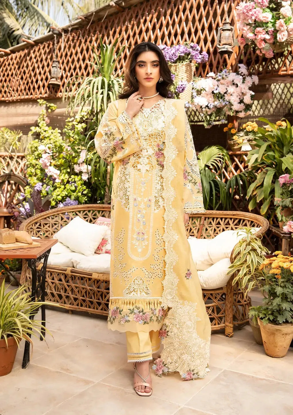 Dua -ZF 056 - Luxury Lawn 3PC Chikenkari Heavy Embroidered Suit | Unstitched Summer Luxe '26