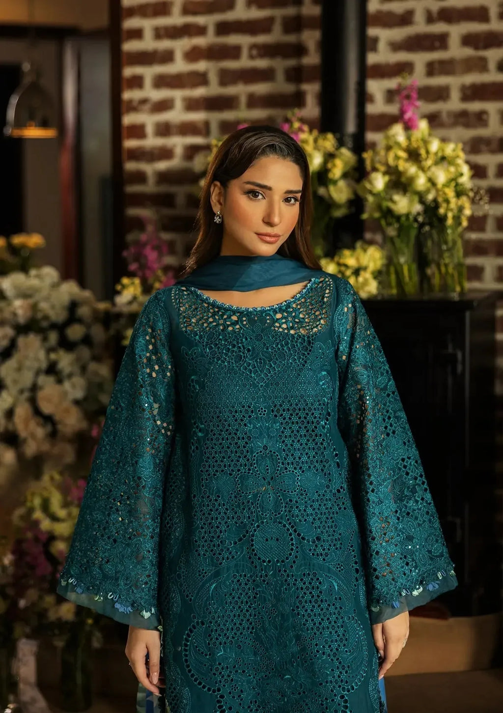 Roxana - Luxury Lawn 3PC Chikenkari Heavy Embroidered Suit | KB-060 Unstitched Summer Luxe '26