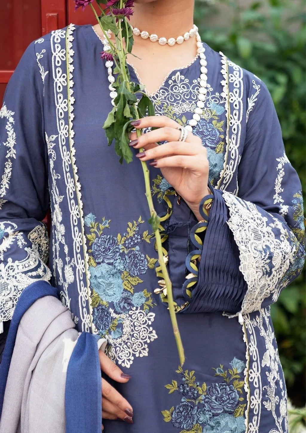 Zimal - Luxury Lawn 3PC Chikenkari Heavy Embroidered Suit | Unstitched Summer Luxe '26