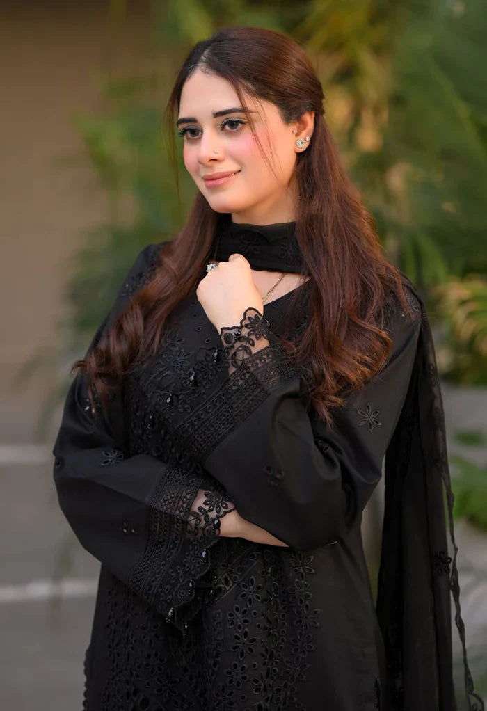 Arnika - Luxury Lawn 3PC Chikenkari Heavy Embroidered Suit | KB-089 Summer Luxe '26