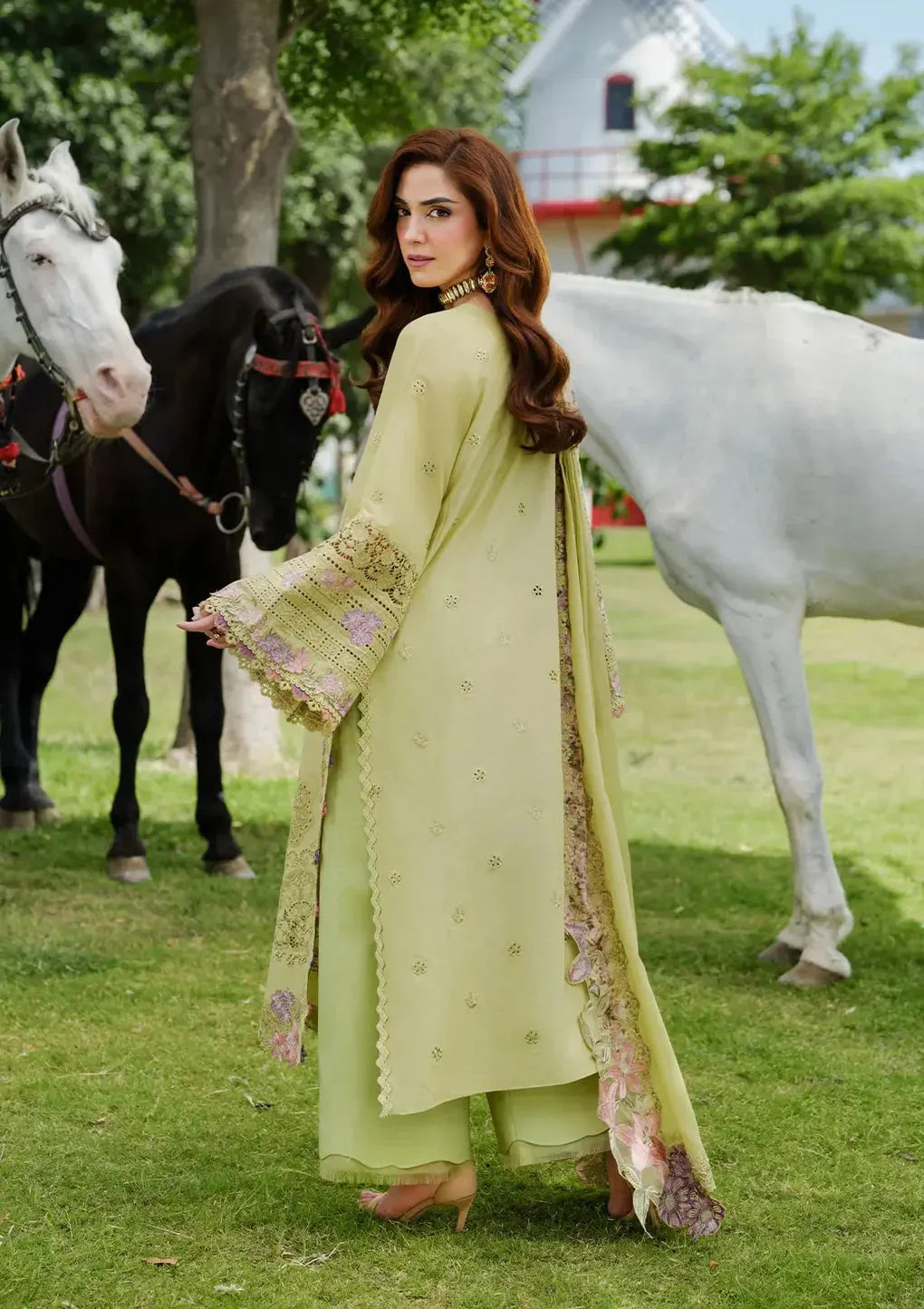 Rangzaar - Luxury Lawn 3PC Chikenkari Heavy Embroidered Suit | Unstitched Summer Luxe '26