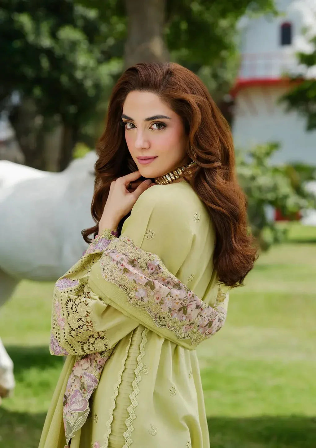 Rangzaar - Luxury Lawn 3PC Chikenkari Heavy Embroidered Suit | Unstitched Summer Luxe '26