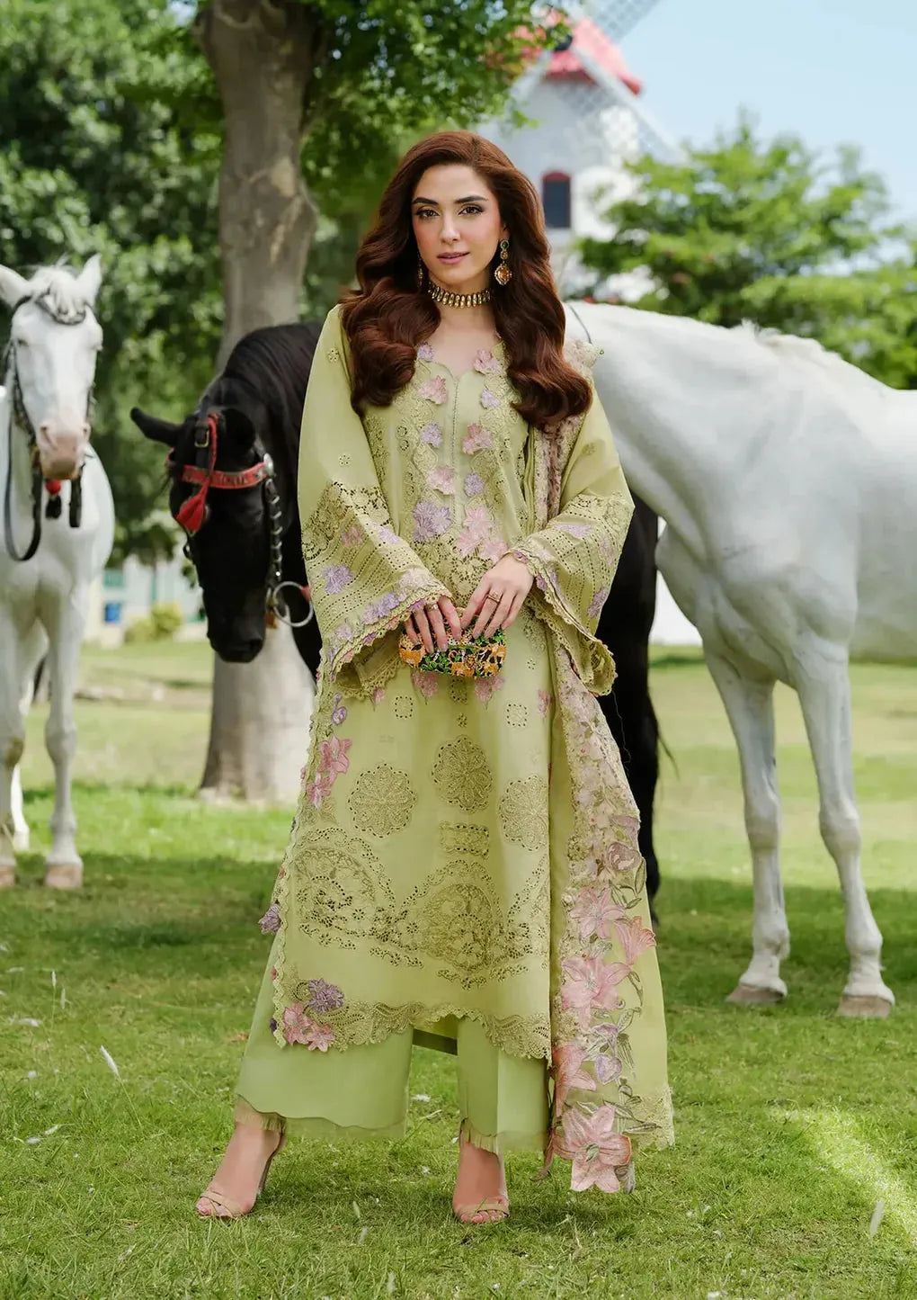 Rangzaar - Luxury Lawn 3PC Chikenkari Heavy Embroidered Suit | Unstitched Summer Luxe '26