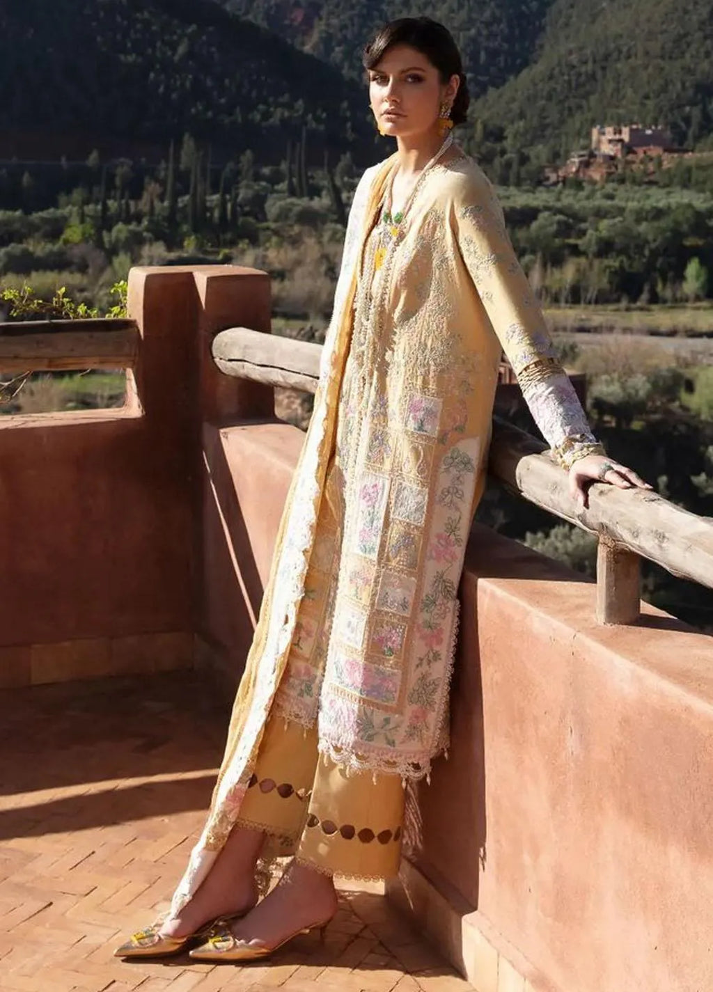 Darya - Luxury Lawn 3PC Chikenkari Heavy Embroidered Suit | KB-075 Unstitched Summer Luxe '26
