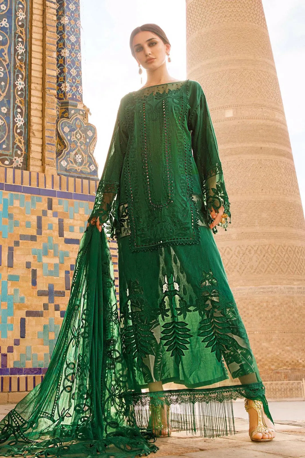 Leyla - Luxury Lawn 3PC Chikenkari Heavy Embroidered Suit | KB-065 Unstitched Summer Luxe '26