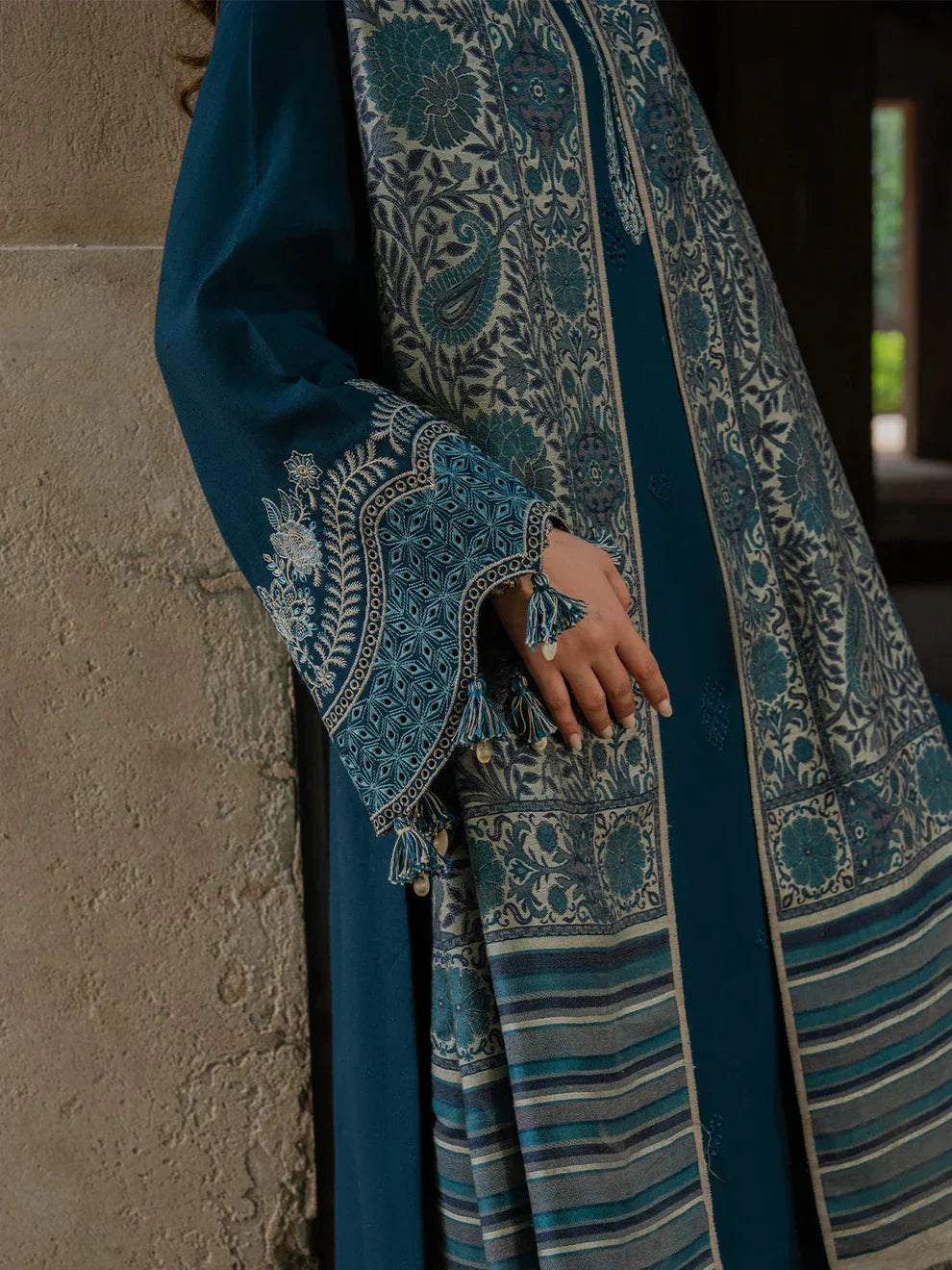 Farnaz - Luxury Lawn 3PC Chikenkari Heavy Embroidered Suit | EA-090 Summer Luxe '26
